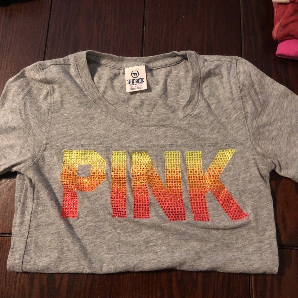 Vs PINK shirt
